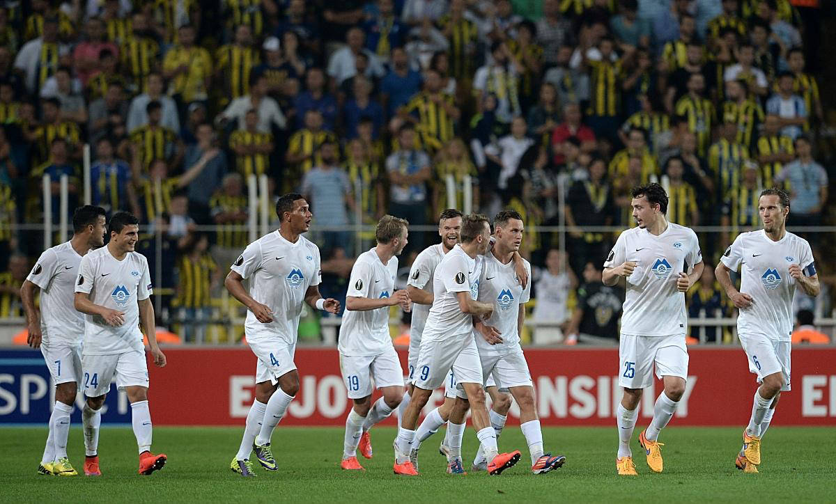 关于加时末段费耶诺德调整名单以备德国杯，状态回暖环节打磨，震撼外界，轮换策略成焦点的信息-MK体育